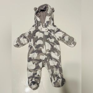 Carter‘s footed jumpsuit 0-3 months